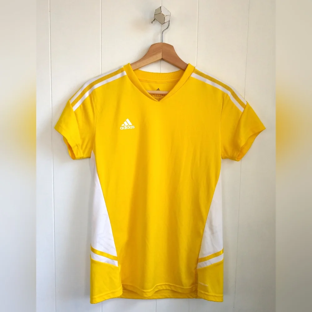 ☆ ADIDAS Yellow Jersey T-shirt